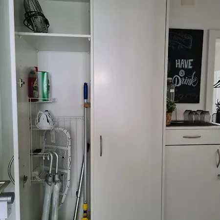 2 Bedroom - Kingsize Bett - Garten - Parken - Kueche Apartamento