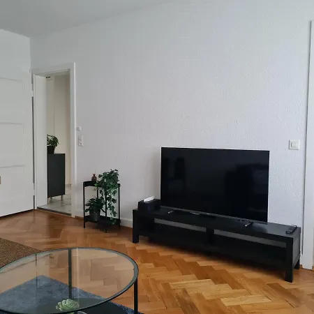 Апартаменты 2 Bedroom - Kingsize Bett - Garten - Parken - Kueche